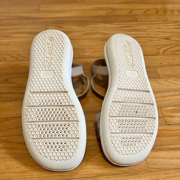Geox Respira Jearl Sandals - Picture 9 of 15